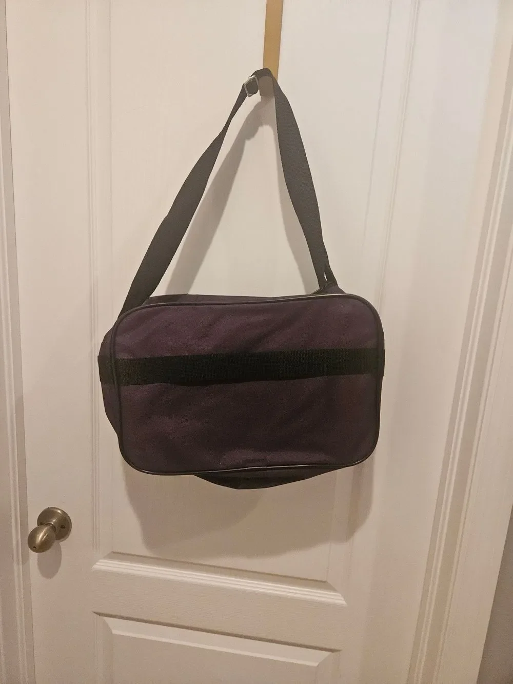 American Tourister spacious men